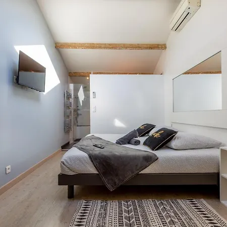 Apartment Suite 41 Notre Dame *
